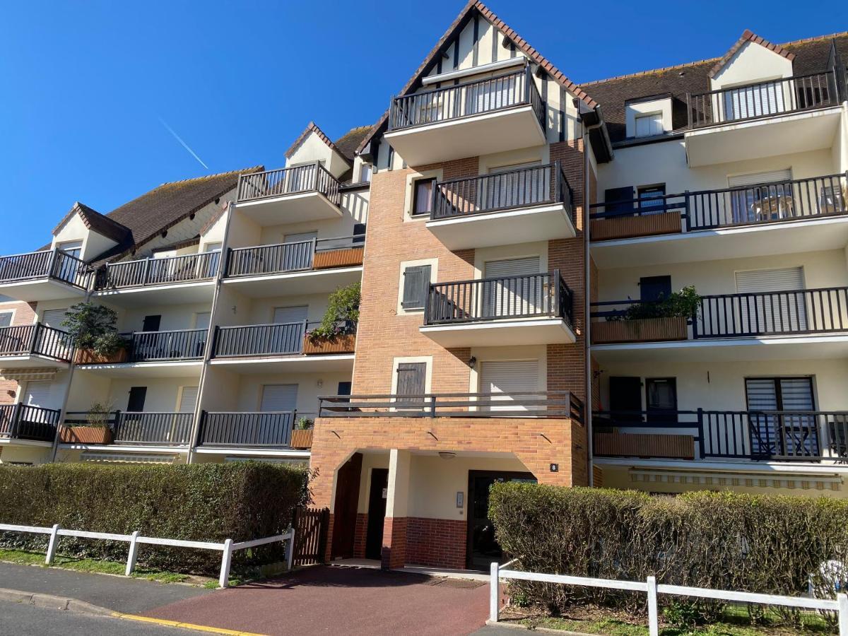 Cabourg T2 Cosy Avec Acces Direct Plage Buitenkant foto